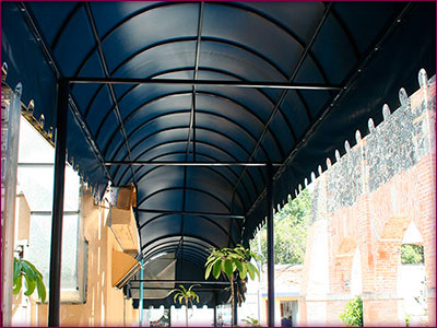 Toldos y/o Cortinas